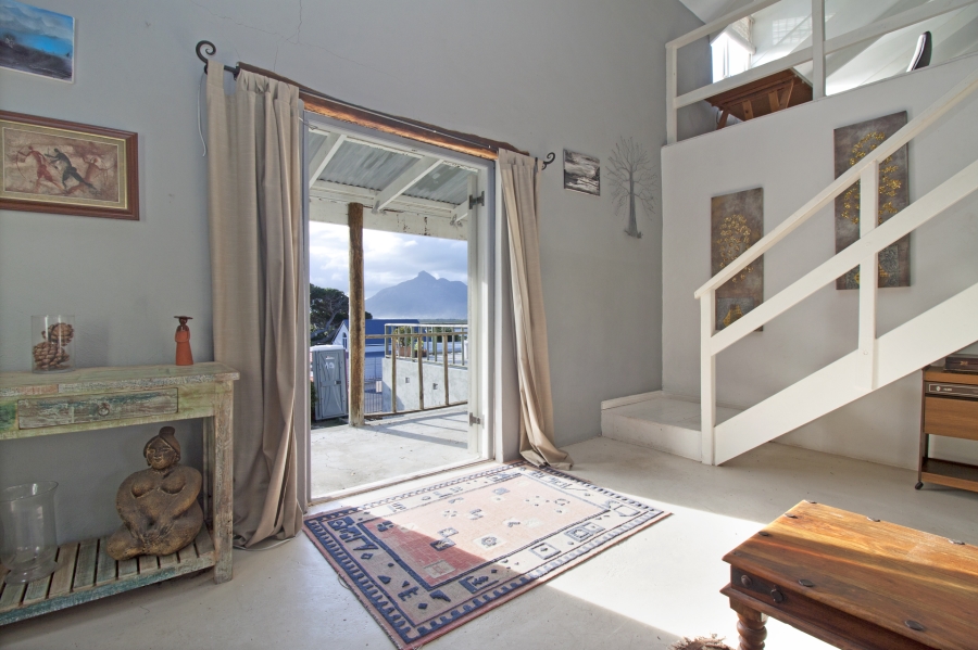 To Let 3 Bedroom Property for Rent in Imhoffs Gift Western Cape